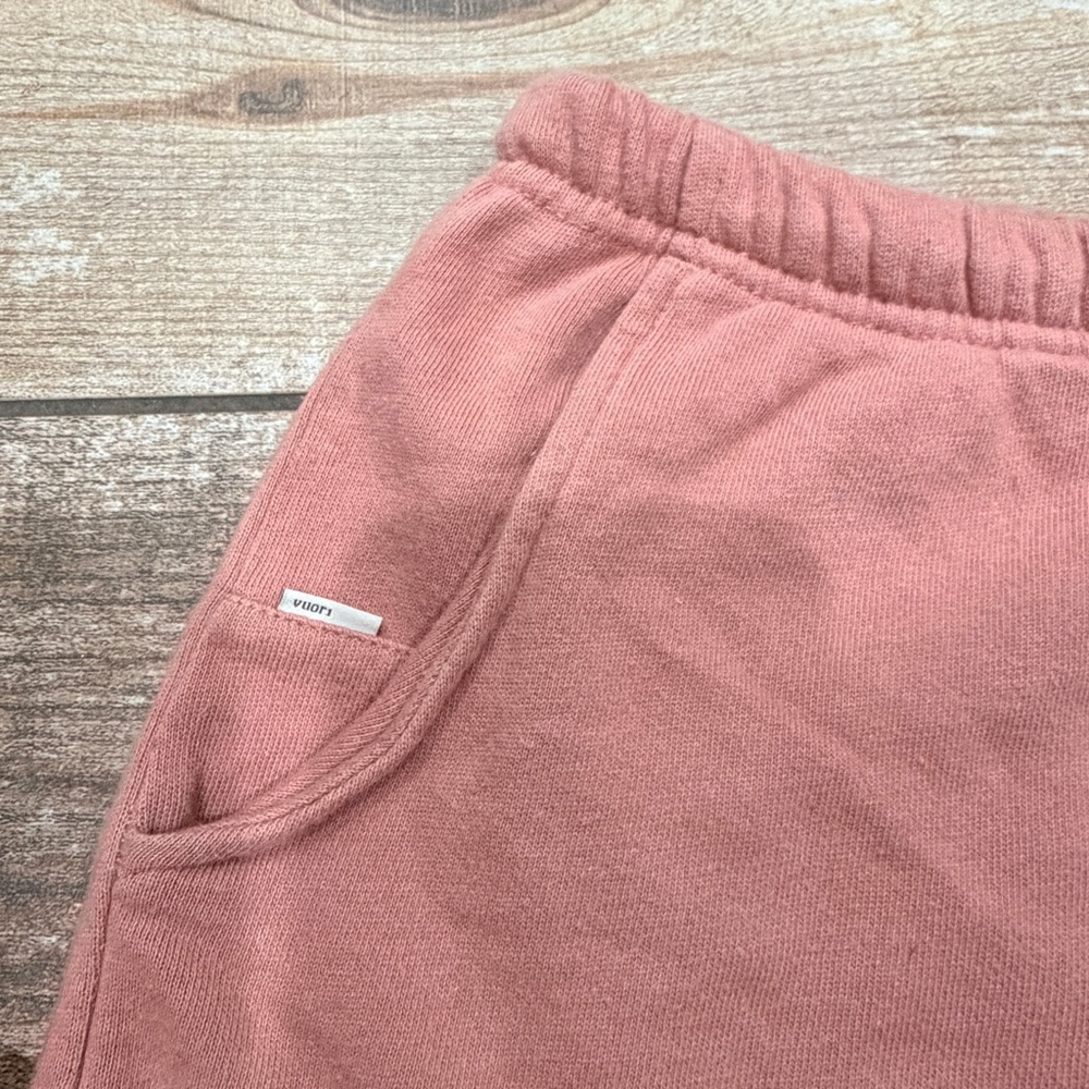 Vuori | Sunnyside Short Burnt Clay - Picture 3 of 7